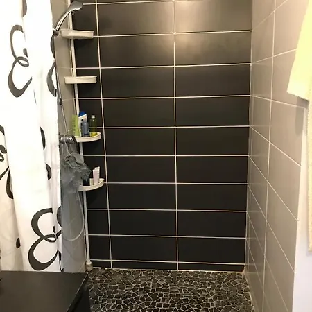 Comme A La Maison アパート *